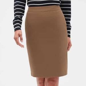 Banana Republic stretch pencil skirt